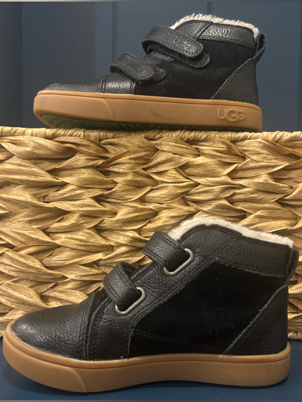 UGG Rennon II Shoes Toddler Boy 10 Black Tan Leather Suede Double Strap Sneakers - Picture 2 of 8